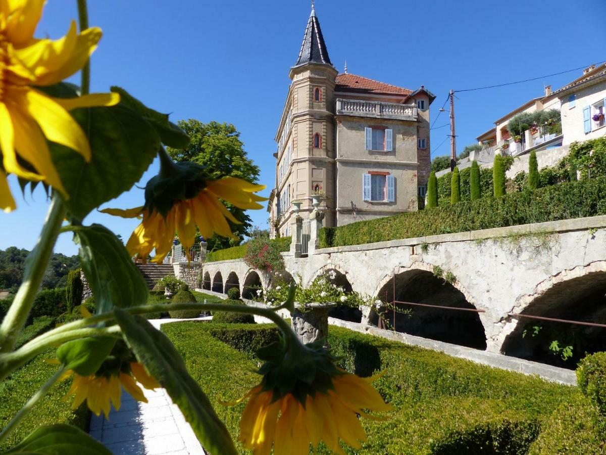 Du Chateau 